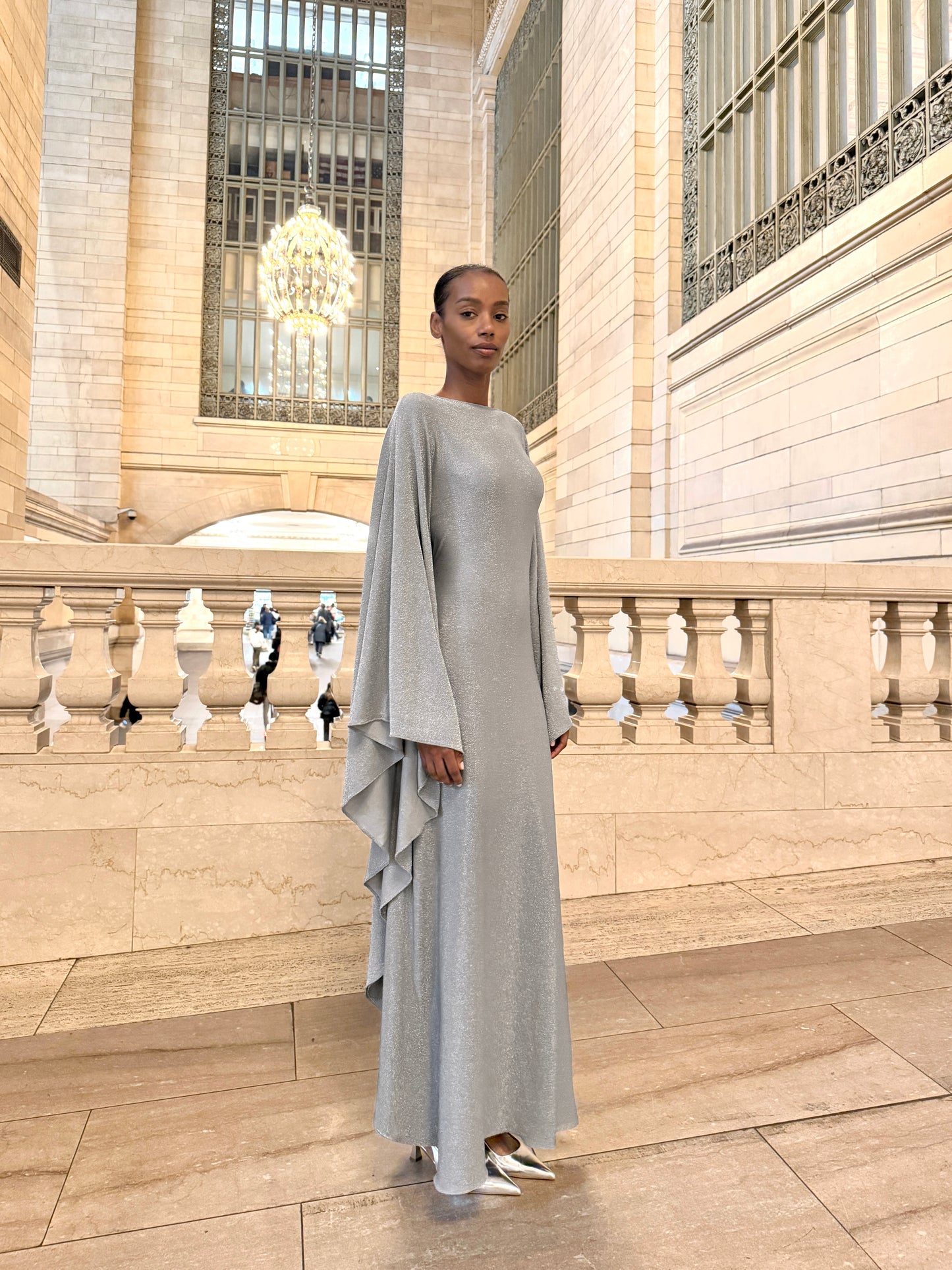 MOONLIGHT Kaftan Dress | A shimmery silver kaftan dress