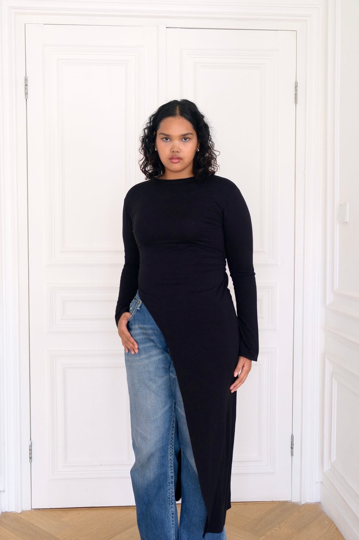 plus size Esmé New York ARI Asymmetrical Longline Top Black