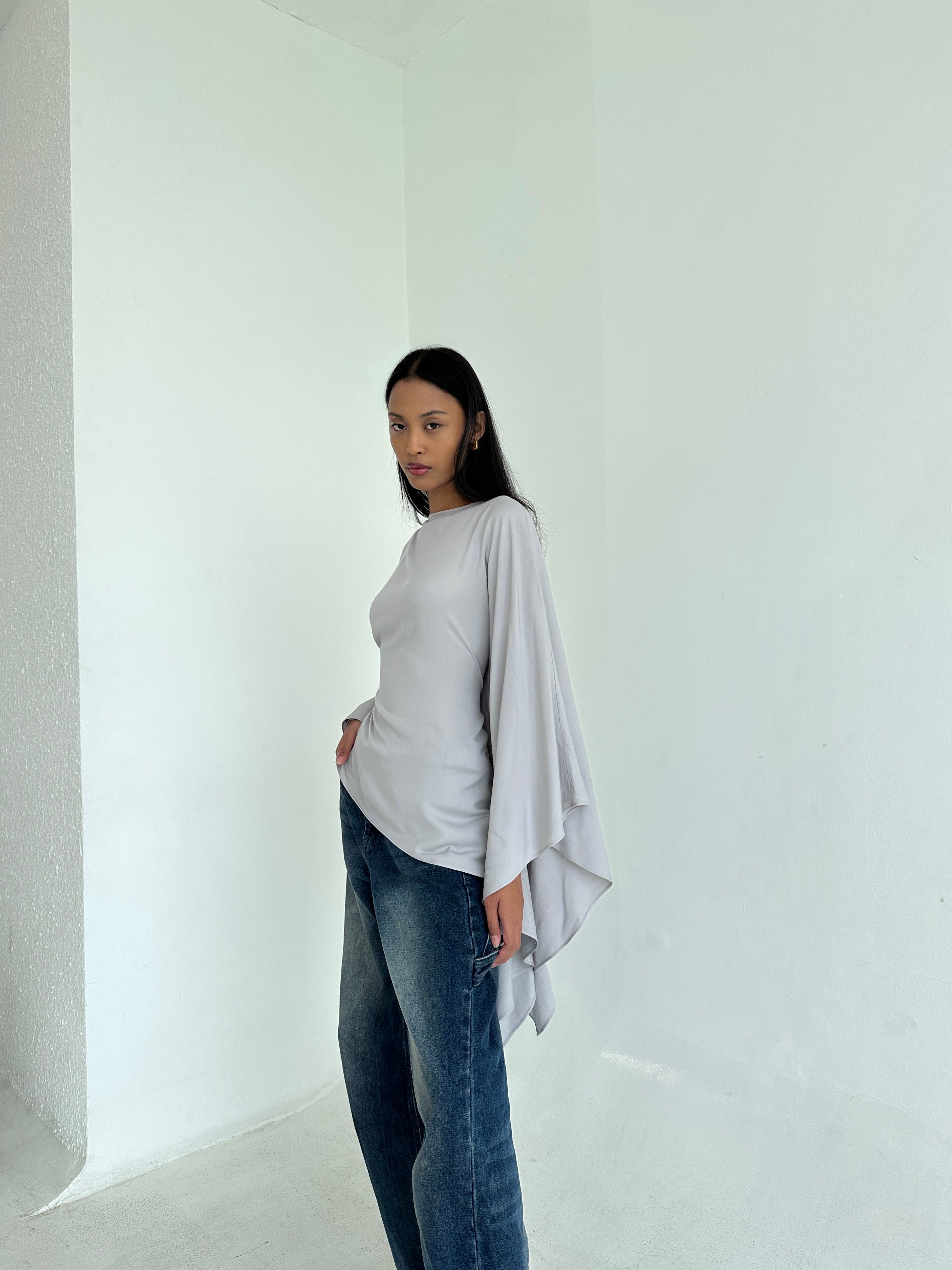エムミーエメ Candy sleeve tulle tops blue gray ESMÉ Asymmetrical Butterfly Top in Gray – Esmé New York
