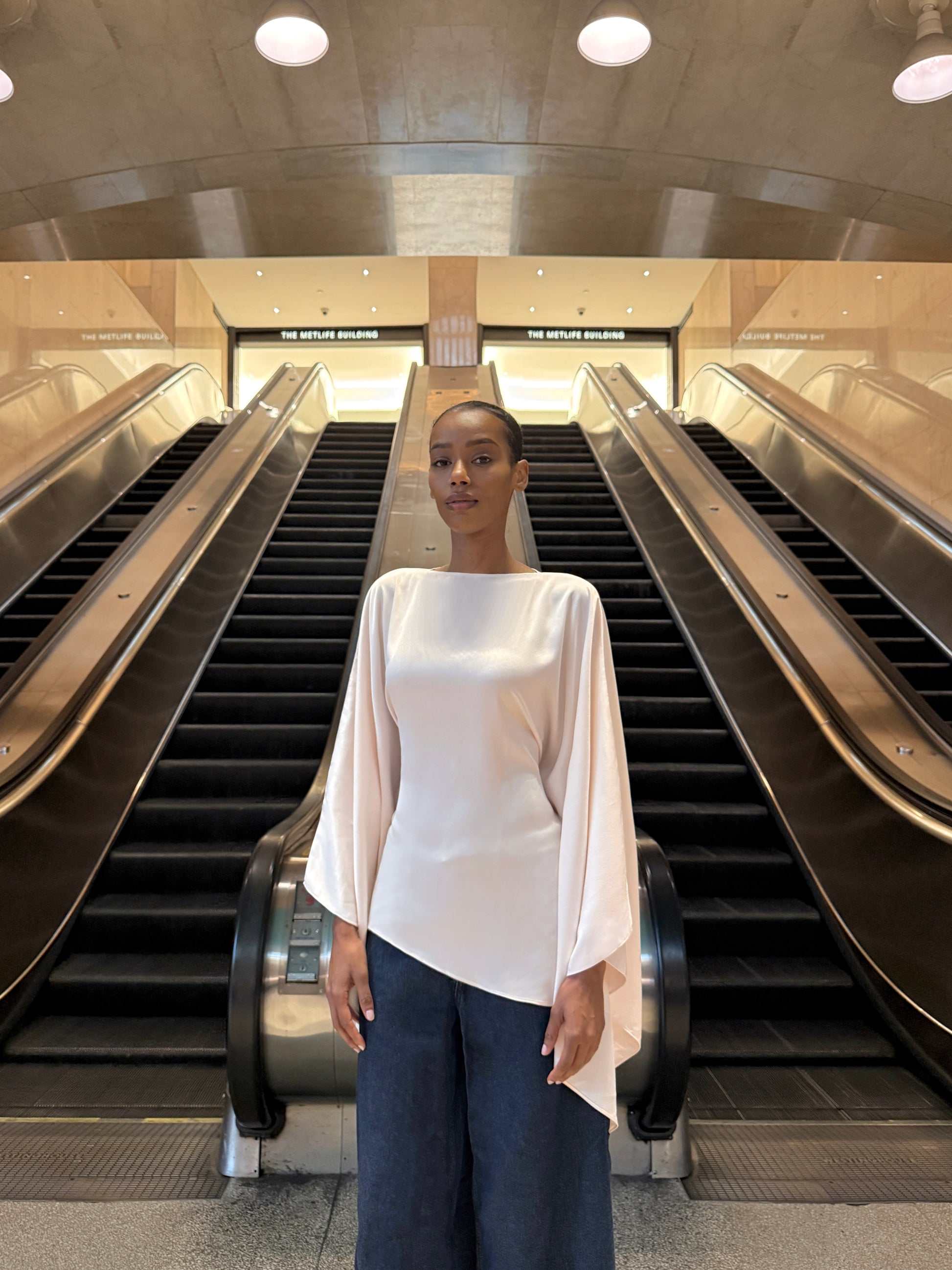 Esmé New York WHITE IVORY butterfly top adjustable ties waist long sleeve asymmetrical