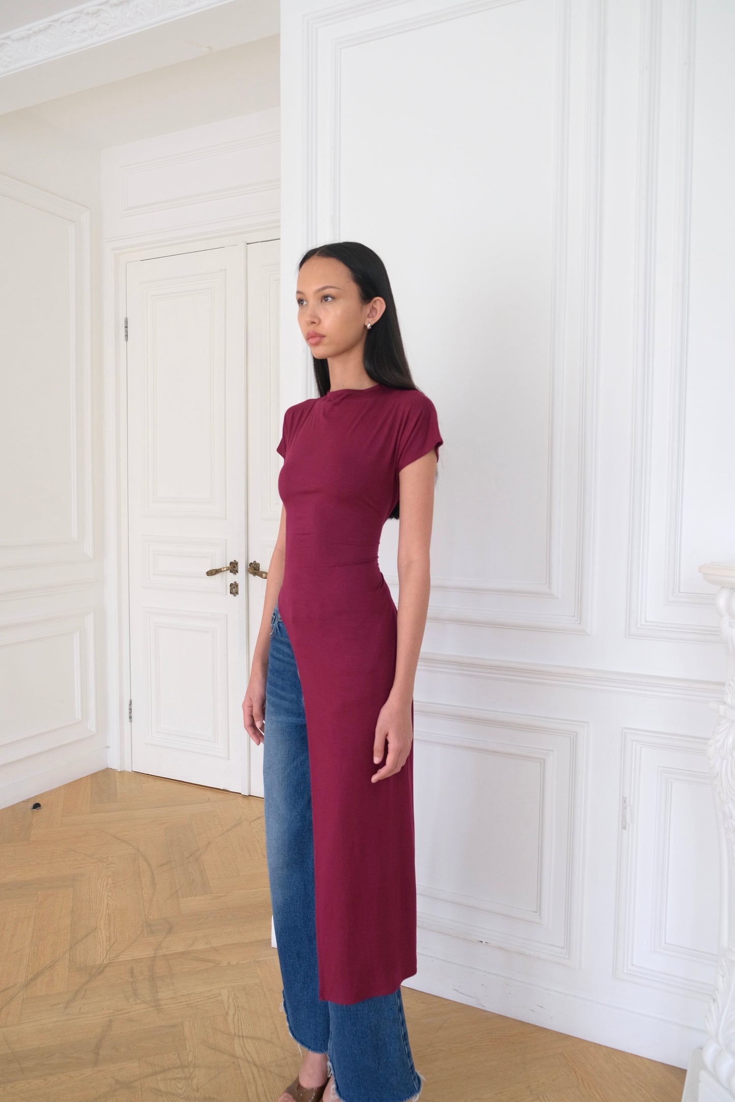 ORIA Short-Sleeve Asymmetrical Long Top