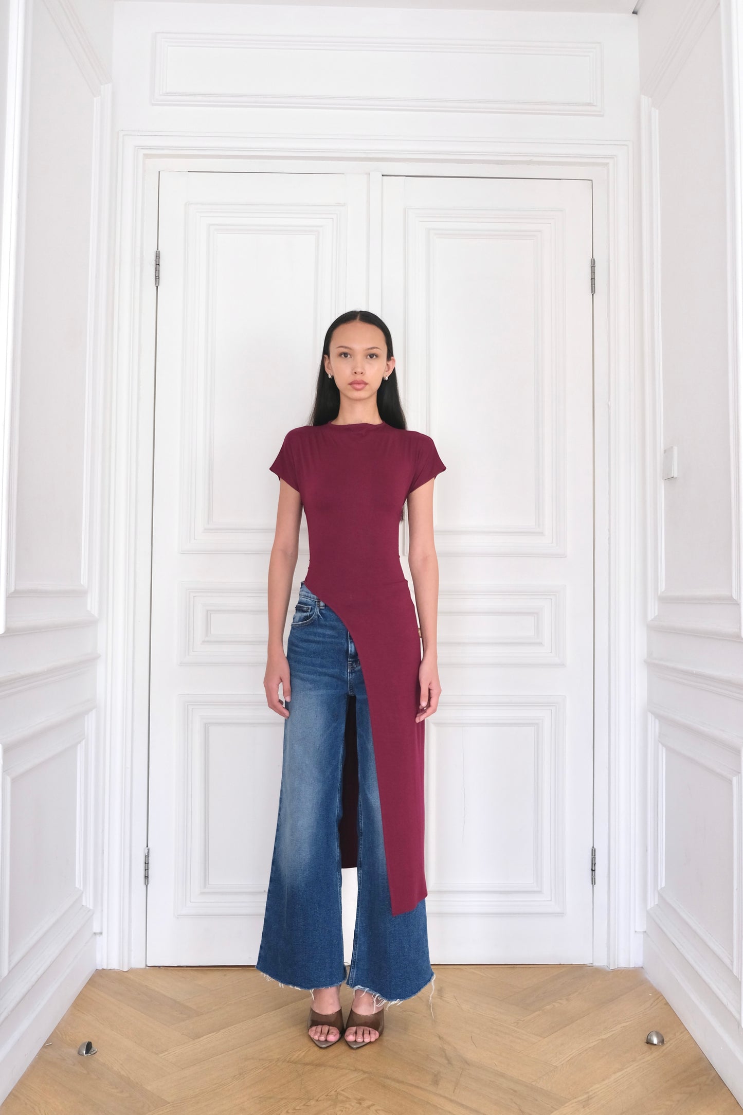 ORIA Short-Sleeve Asymmetrical Long Top in Berry | Final batch
