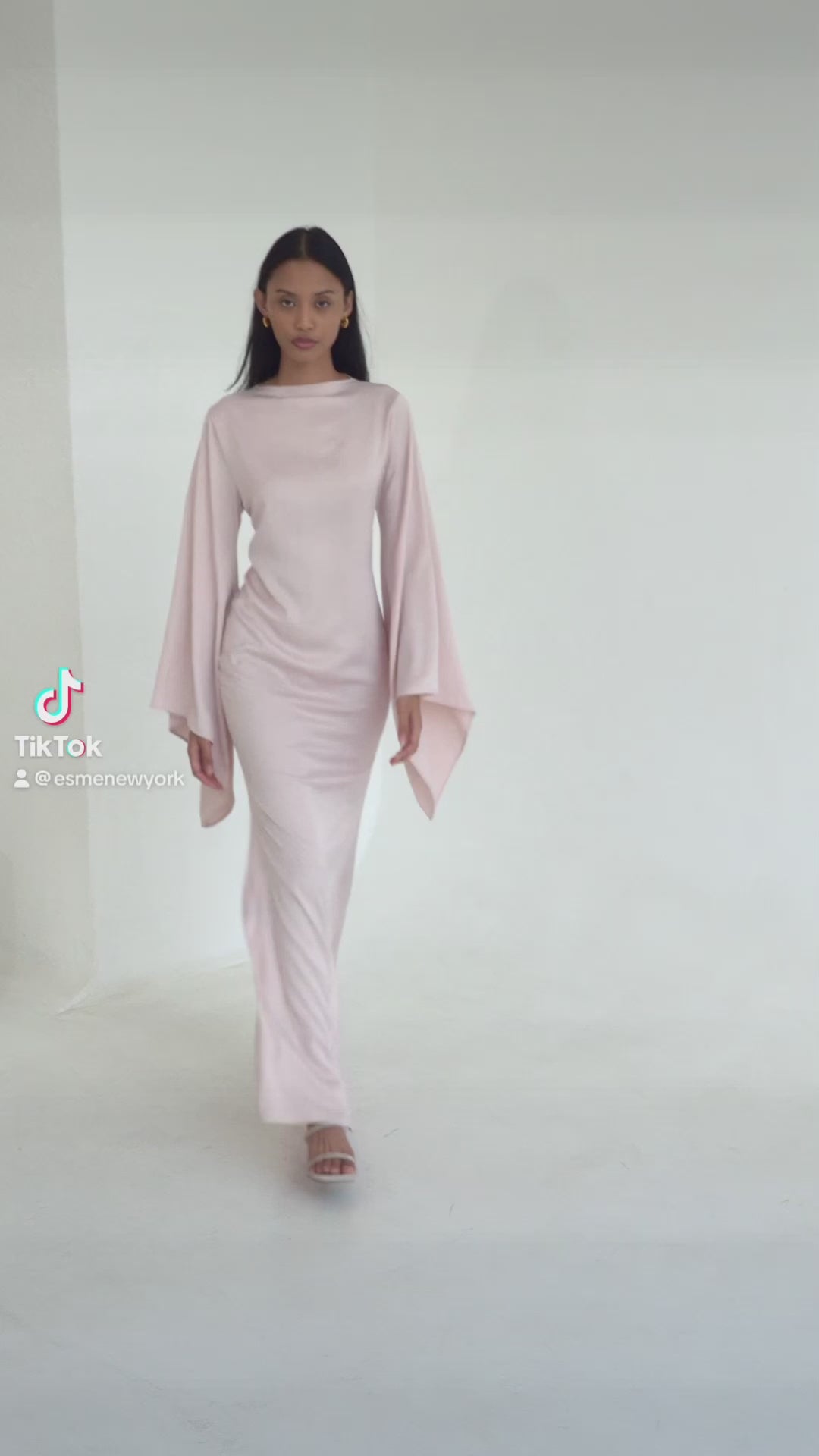 Rosé Muse Tulip chiffon dress pink Msize Tulip chiffon dress