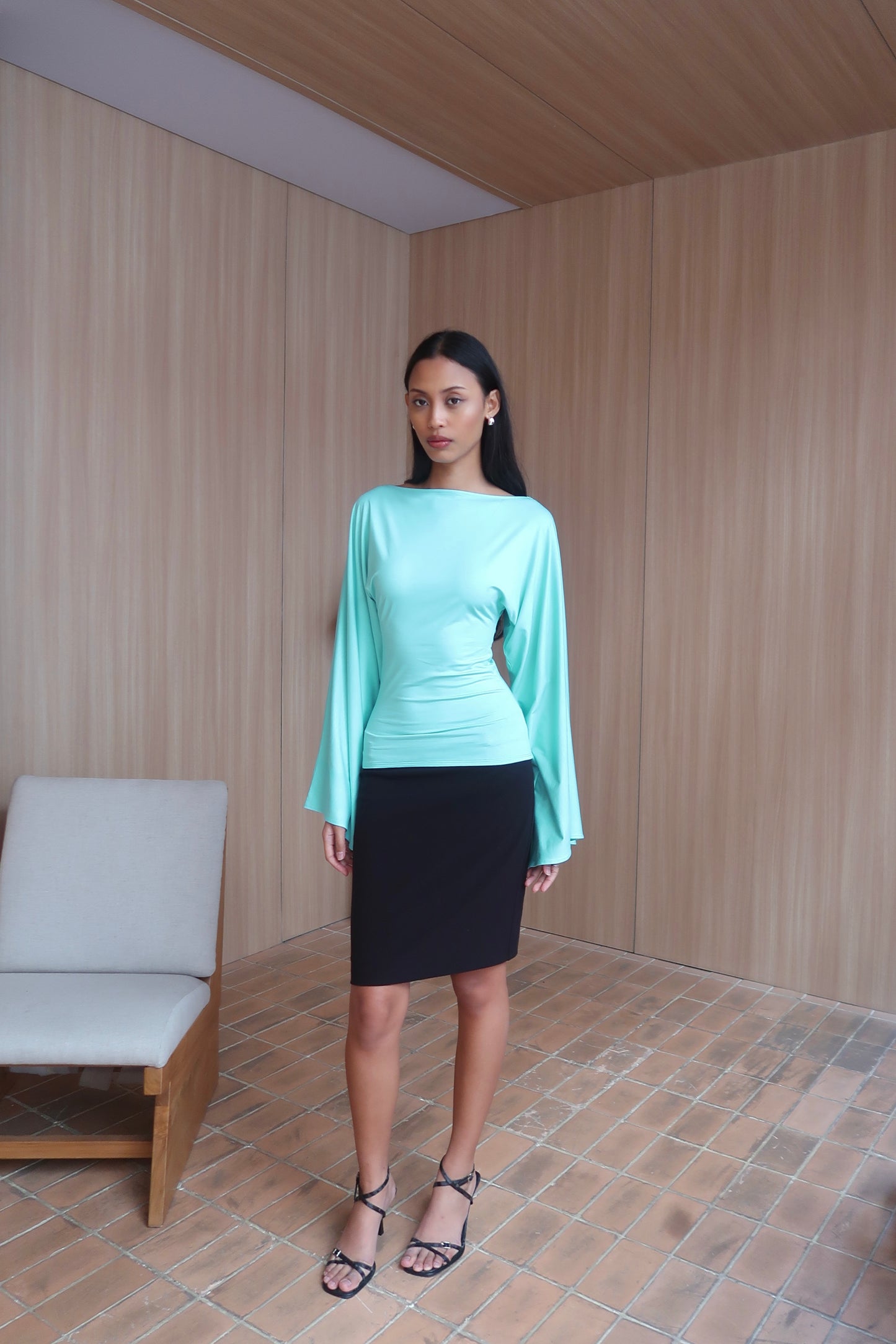 Batwing Top in Teal Blue | Lenzing ECOVERO™