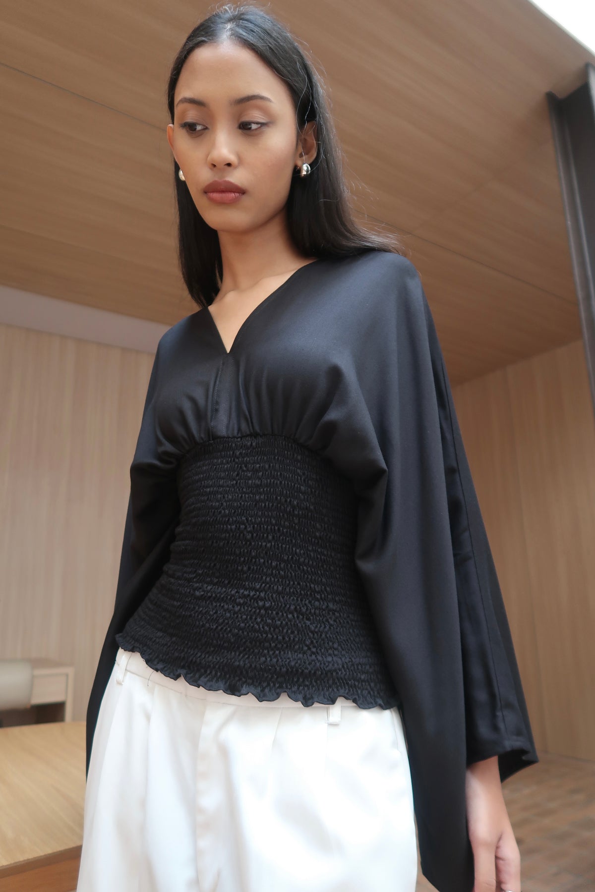 FREYA v-neck Cinched-Waist Top